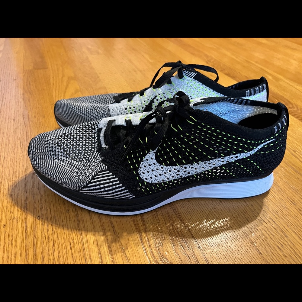 Nike Flyknit Racer 'Volt' 2015 Racing Shoes Size 10.5